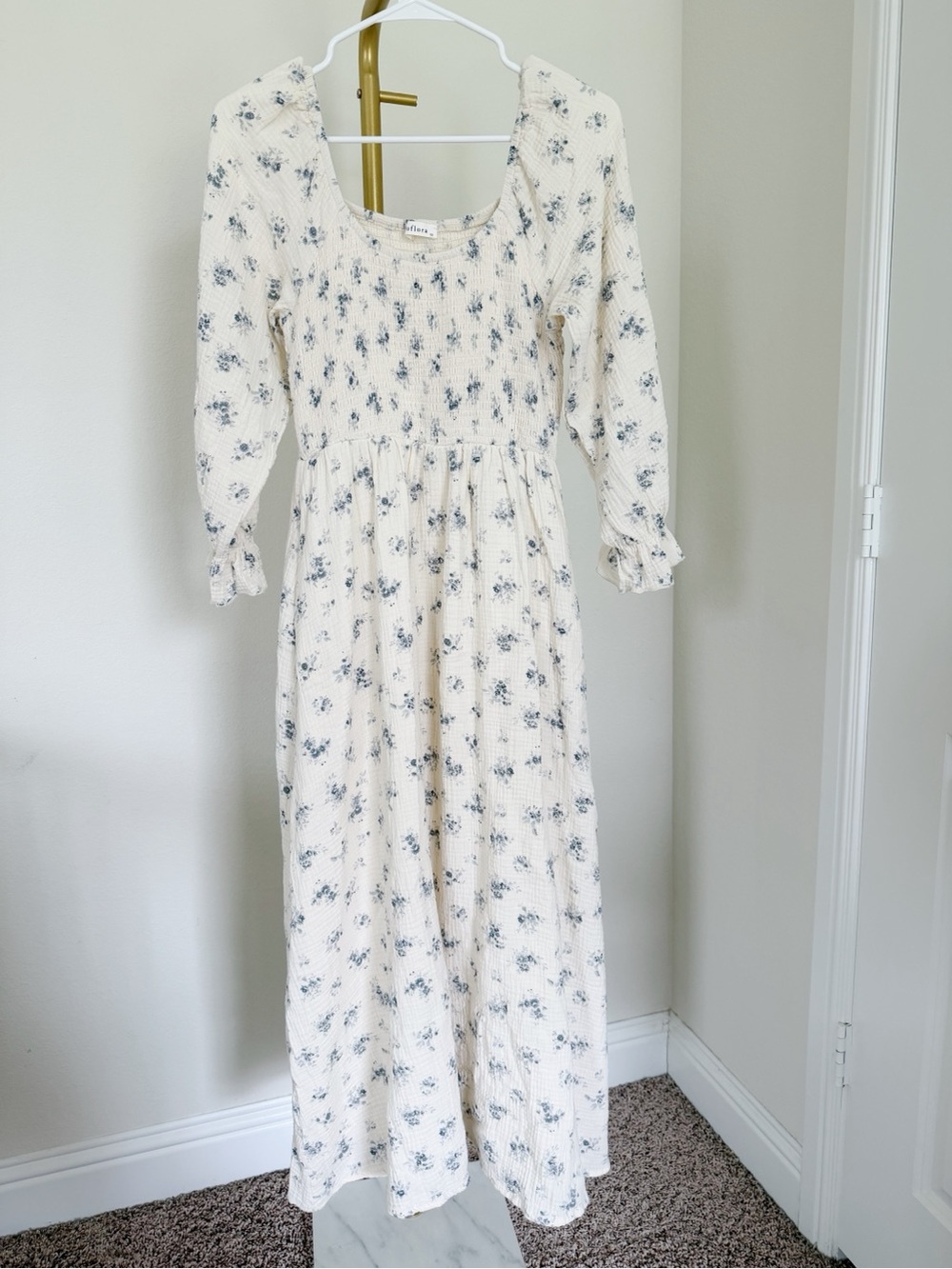 NWOT Neuflora Blue Floral Gentry Dress - Size XS